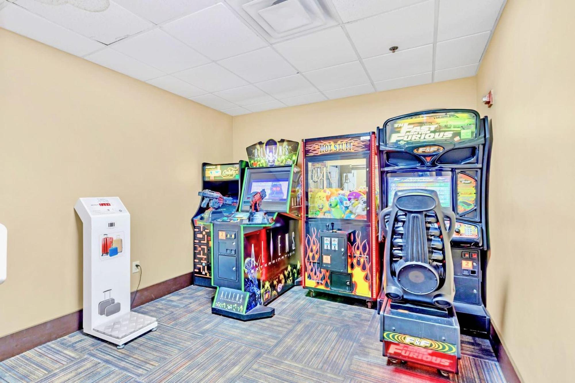 1Br Condo - Two Queens Arcade Pool - Near Disney Orlando Eksteriør bilde